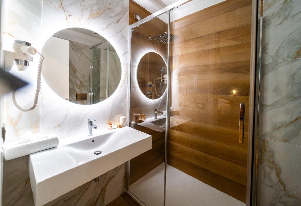 Hotel Pierfaone Abriola Ngoại thất bức ảnh