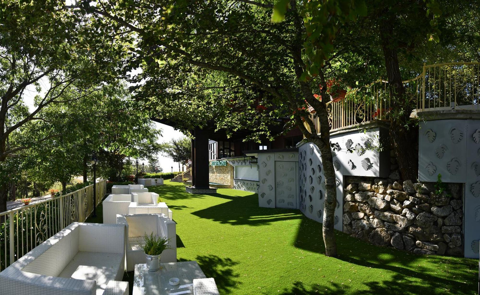 Hotel Pierfaone Abriola Ngoại thất bức ảnh